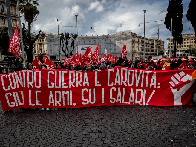 Su i tassi perché i salari aumentano: gli errori della Bce