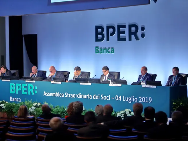 Bper acquisterà più filiali da Intesa-Ubi, l’operazione potrebbe partire a luglio
