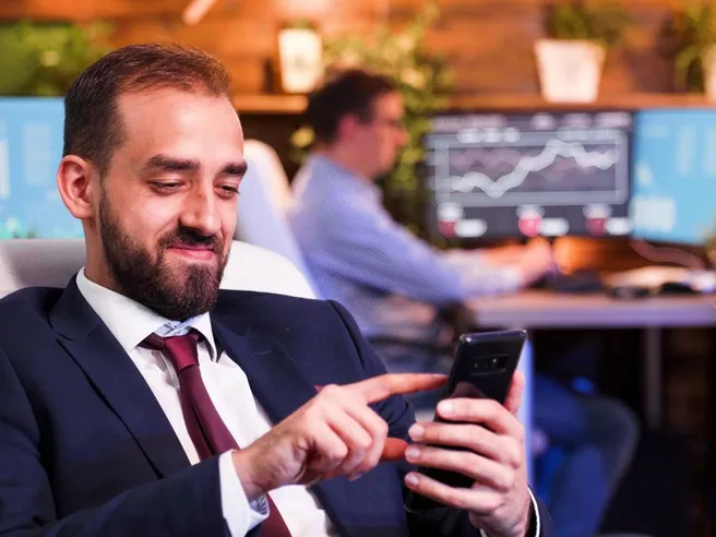 Freedom24 offre azioni in regalo del valore massimo di 800 dollari ai nuovi clienti