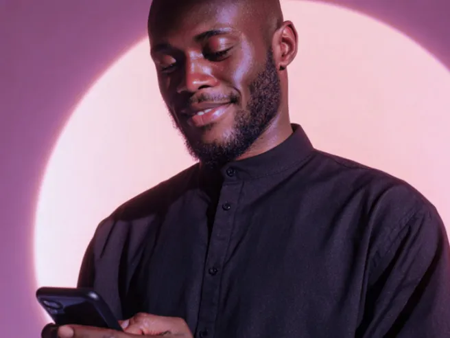 Conto aziendale senza pensieri: fatture, carte e gestione spese in un unico pannello con Finom