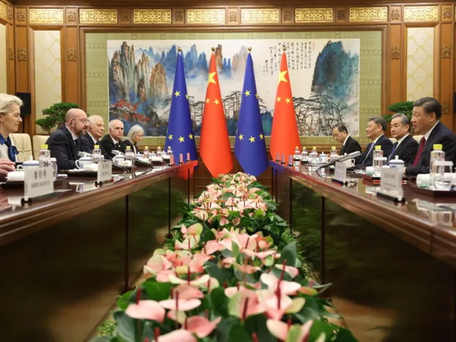 Scontro Cina e UE: sanzioni a banche lituane