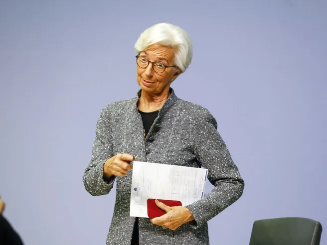 Bce: countdown a primo rialzo tassi in un decennio e scudo anti-spread nel bel mezzo della crisi di governo Draghi