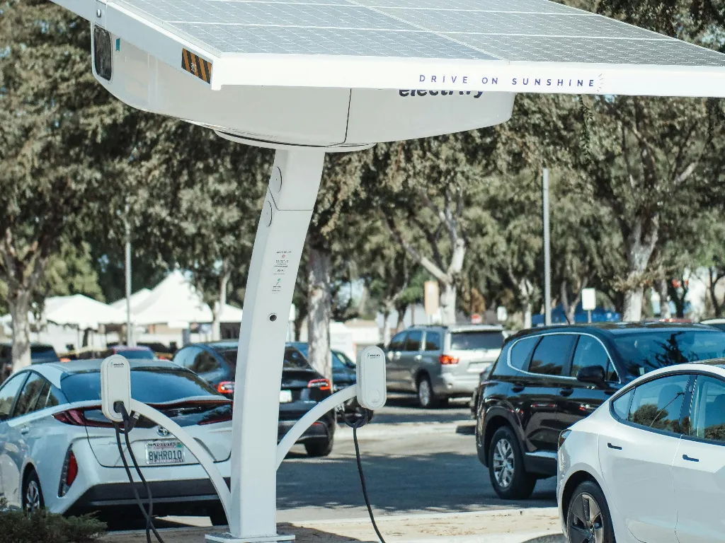 Inquinamento auto: ecco la classifica dei motori più “puliti”