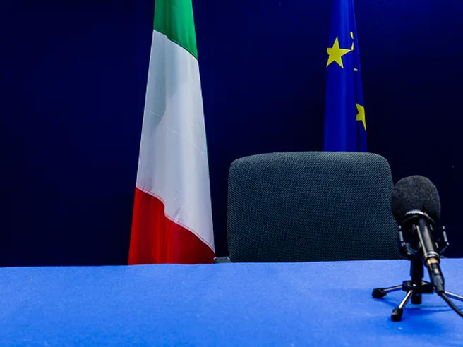 Manovra ottiene ok Ue, ma ora a far paura è il Mes. BTP, banche italiane pronte a spezzare doom loop?