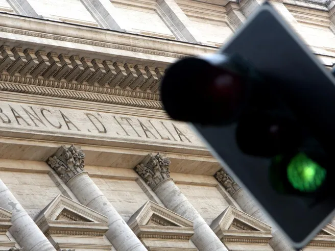Debito pubblico: nuovo record a ottobre a quota 2.587 mld, giù entrate tributarie