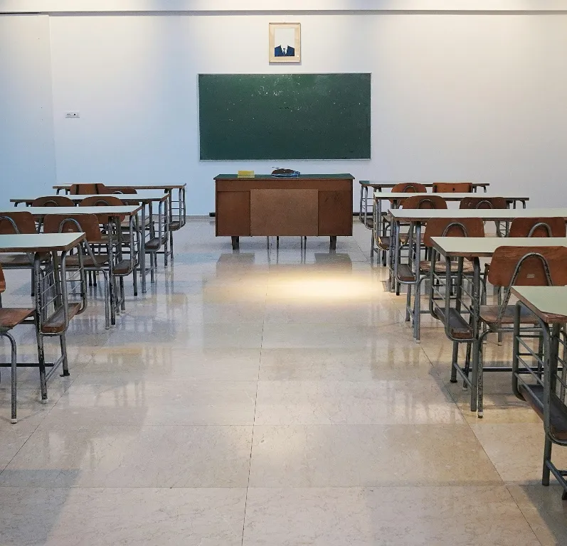 Calendario scolastico 2025-26: Natale da record