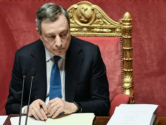 FT sentenzia: ‘Italia ha ancora bisogno di Mario Draghi’. Il quotidiano UK condanna politica italiana