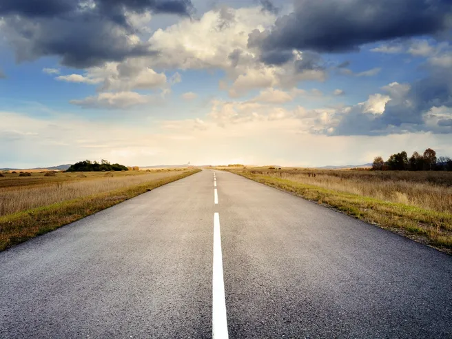 Mobilità: in arrivo la prima autostrada elettrica in Italia. Ecco progetti e idee per la ricarica in movimento