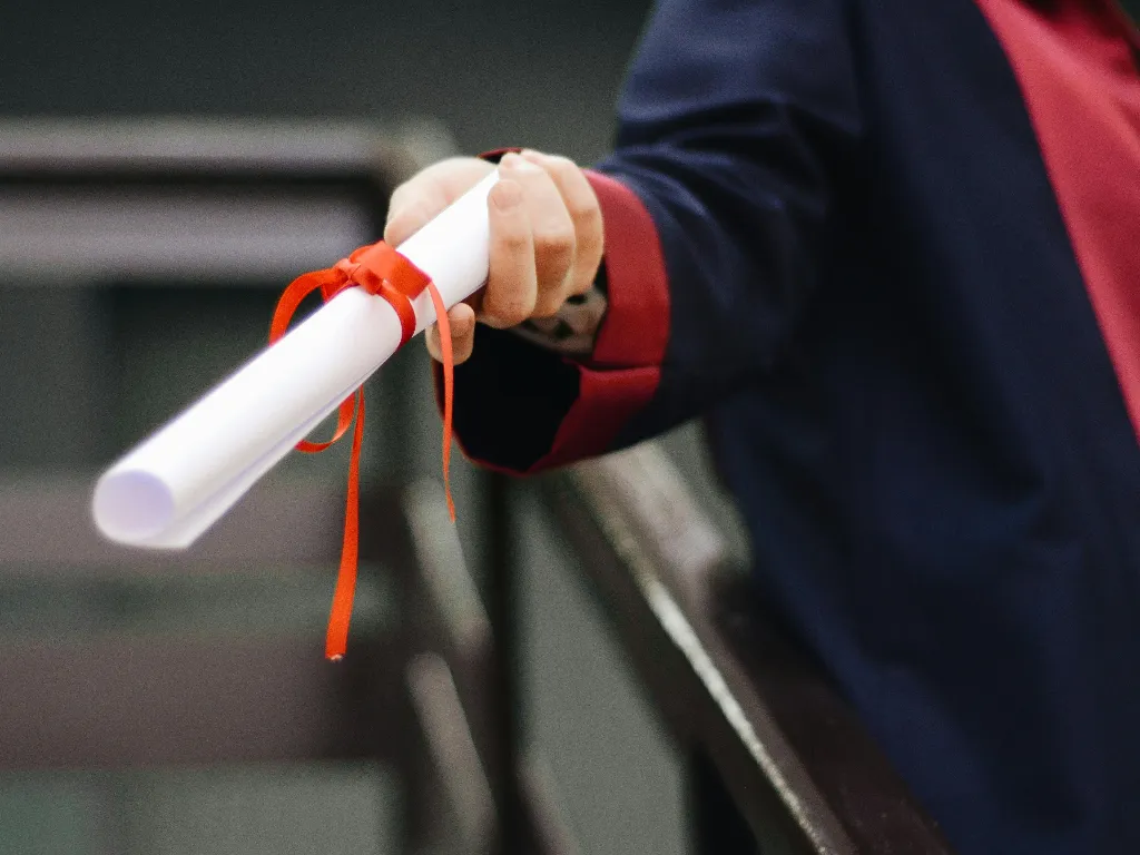 Università italiane, boom di iscrizioni ma stipendi dei laureati restano bassi