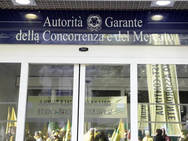 Whirlpool, Candy e Eletrolux non faranno più addebitare costi di garanzia, Antitrust chiude istruttoria