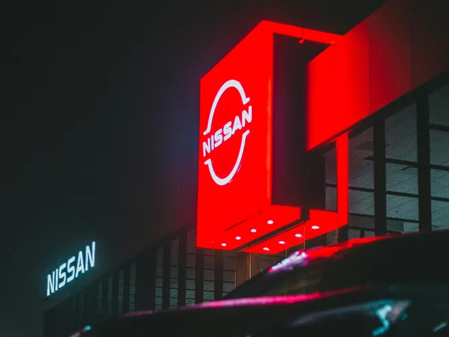 Nissan licenzia 20mila dipendenti: tagli drastici per restare a galla