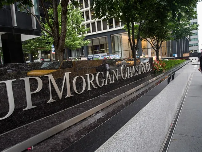 (Ri)scatto petrolio & boom tassi Treasuries. La reflazione innervosisce la Fed. Ma JP Morgan invita tutti alla calma