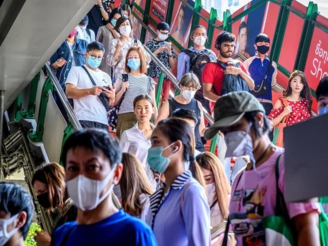 Incubo coronavirus, in Cina inizia conta danni a economia. Impatto Pil peggio che da Sars?