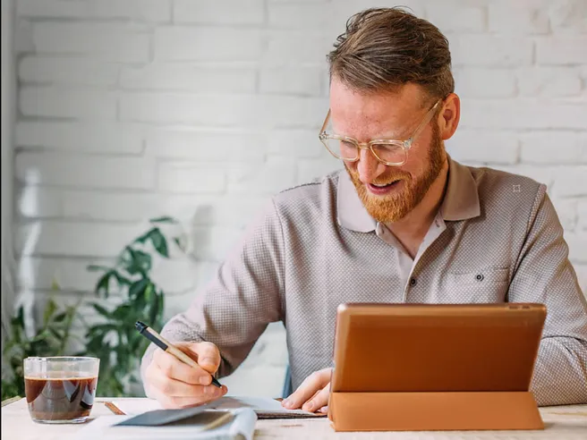 Col conto Vivid c’è fino al 10% di cashback sulle tue spese aziendali