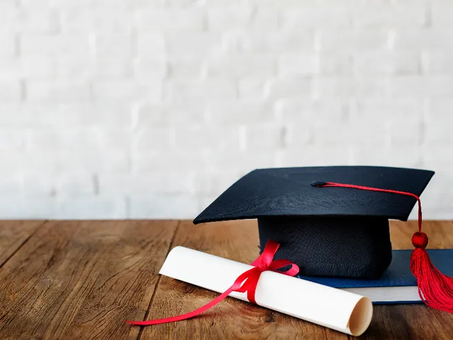 Pensioni, riscatto laurea a 900 euro l’anno: come funziona