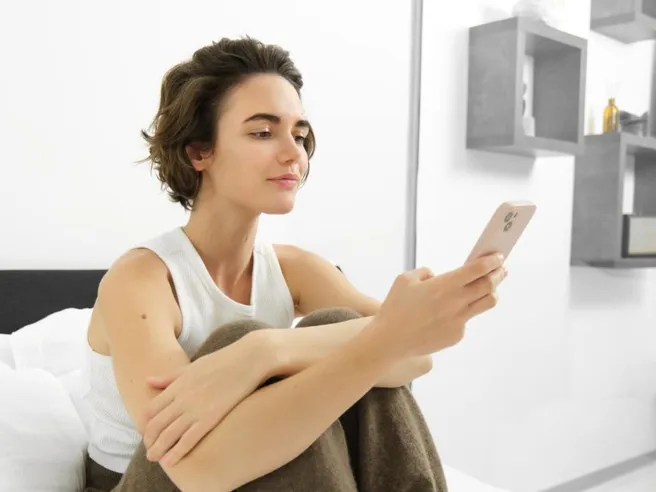 Il conto corrente online Credem Link conviene: canone zero e fino a 200 euro in buoni Amazon