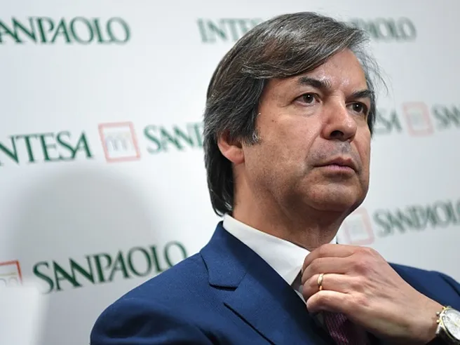 Intesa SanPaolo ha dato il via, febbre M&A tra banche ancora in corso: si avvicina il momento delle fusioni cross-border