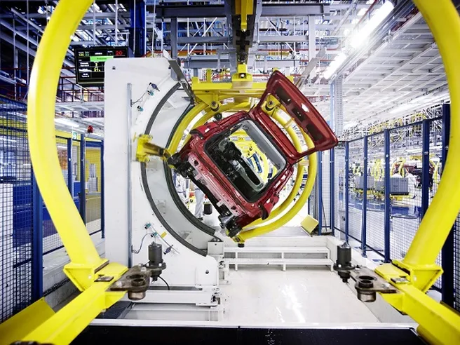 Profondo rosso per l’auto in Europa a maggio: nodo incentivi fondamentale per ripartenza   