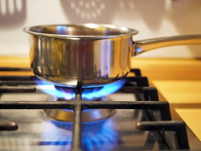 Mercato tutelato del gas fino al 2024: conviene o no cambiare prima?
