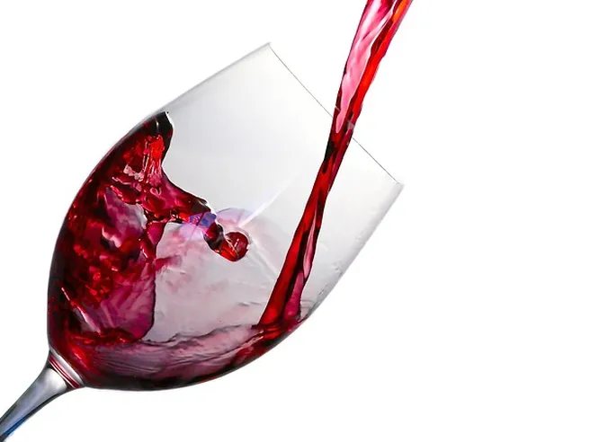 Vino e l’evoluzione dei consumi post-pandemia: ecco i trend e i numeri di Mediobanca-Sace