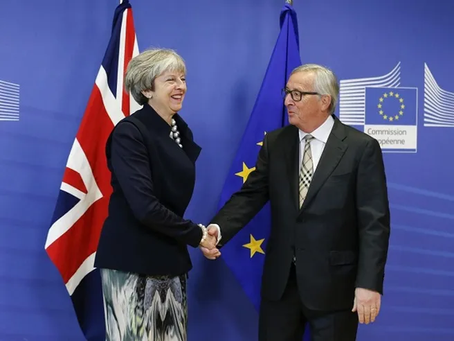 Brexit, fonti Ue: May chiederà a Bruxelles di posticipare di tre mesi data divorzio