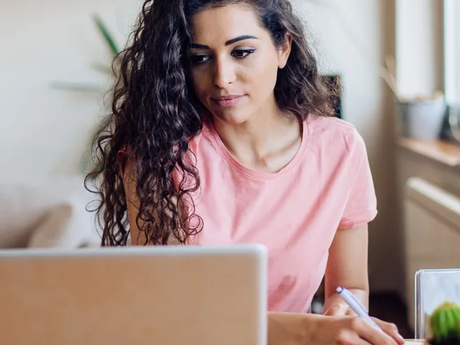 Apri il Conto Arancio Più ING: canone gratis, carte incluse e cashback