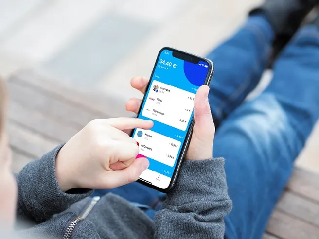 Educare i figli a gestire il denaro, nuova App fintech pensata per i più piccoli