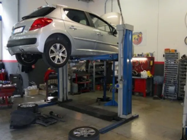 Scadenze revisione auto 2025: guida completa e multe previste