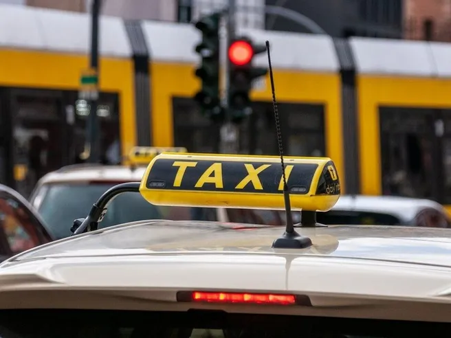 Liberalizzazione taxi e NCC: cosa cambia davvero nel 2025