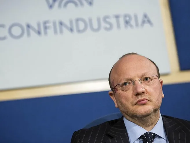 Appello di Confindustria a M5S e Lega: meno enfasi su pensioni, missione di oggi è lavoro