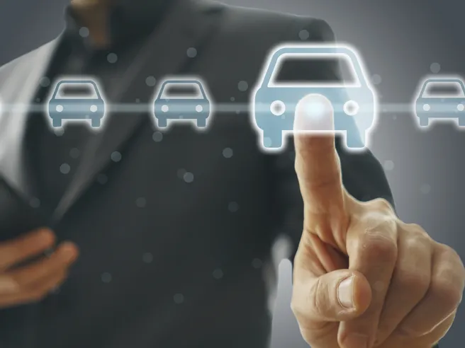 Rc auto in aumento, +12,6% dei prezzi in tre anni: rispetto al 2021 ora costa 52 euro in più