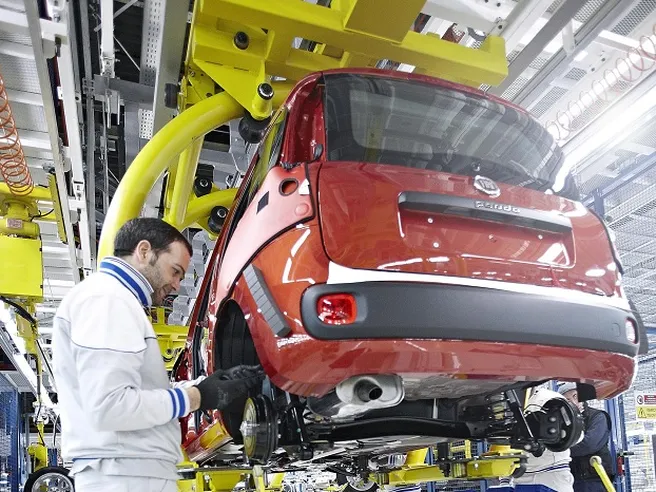 Fca premia anche i dipendenti in Italia con bonus fino a 1.580 euro per risultati 2017