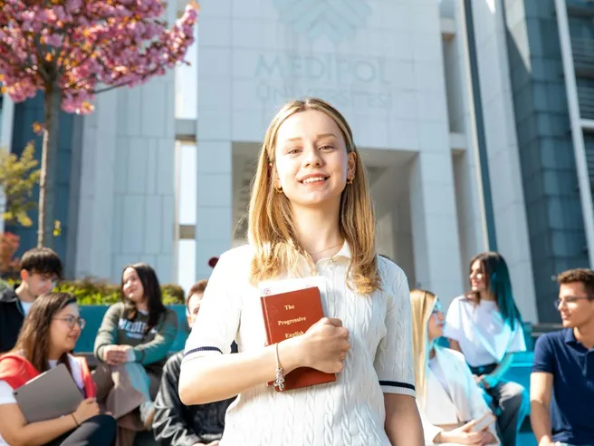 Migliori Carte per Studenti Universitari: Costi, Vantaggi e Viaggi all’estero (2026)