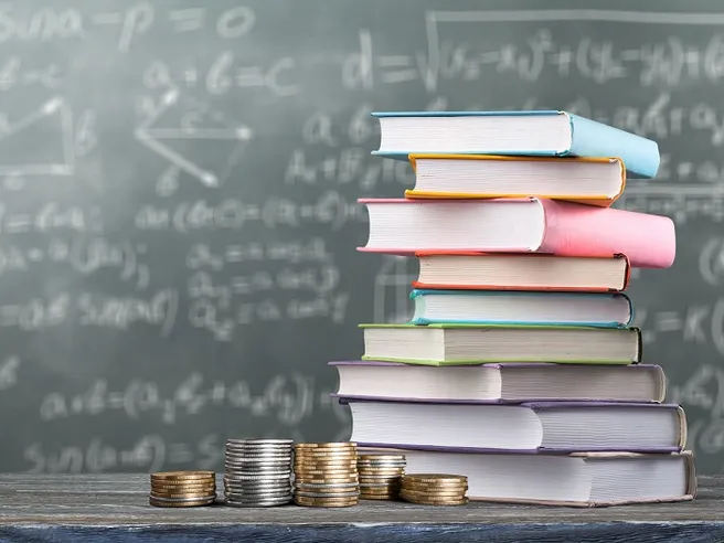 Scuola: Covid frena i consumi, 7mila imprese a rischio chiusura e 20mila posti di lavoro persi