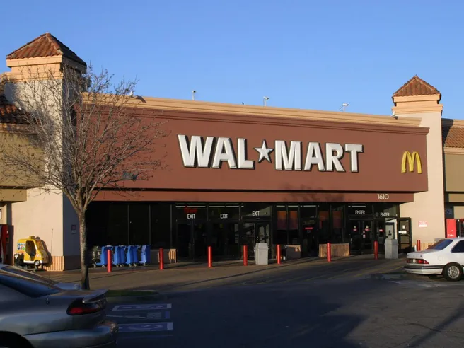 Più di 600 aziende Usa inclusa Wal-Mart scrivono lettera a Trump: basta tensioni commerciali