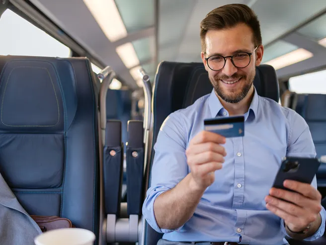 Migliori Carte per Viaggiare (di Credito e Prepagate) del 2025