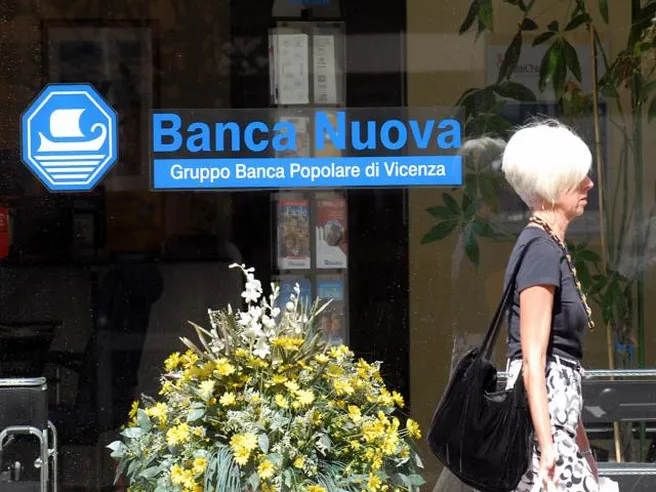 Decreto Liquidità e banche: Intesa SanPaolo fa chiarezza su tassi applicazione dopo polemica Salvini sui social