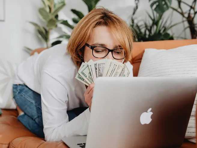 Conto online: ecco la scelta smart per gestire il denaro (con interessi al 2,51%)