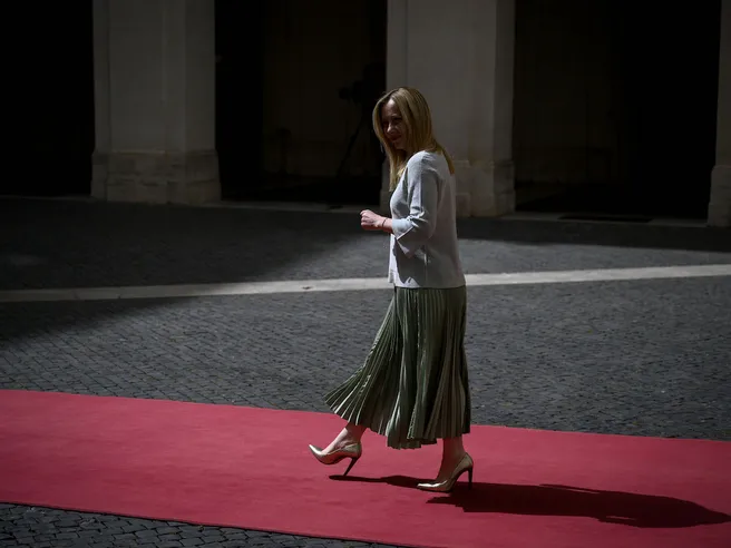 Mes rimandato a settembre? L’idea di Meloni & Co.