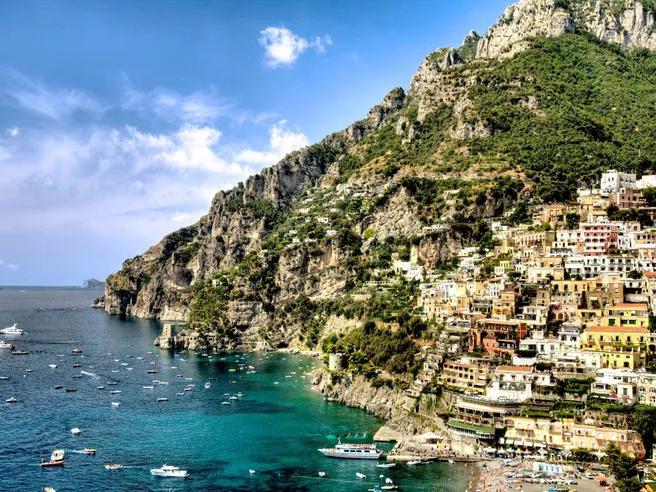 Case vacanze: compravendite in crescita, soprattutto nelle località marine. A Capri i prezzi più alti