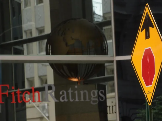 Legge bilancio, per sottosegretario Tesoro target deficit fino al 2,2%. Intanto Fitch taglia stime Pil