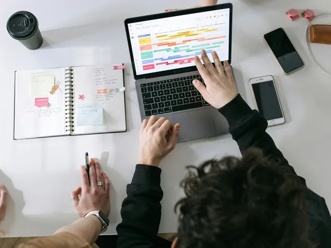 Fino a 3.000 euro l’anno: ma il bonus mamme conviene davvero?