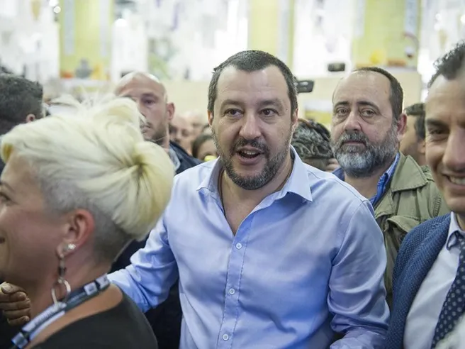 Rebus quota 100: Salvini rassicura su nessun rinvio, ma per statali rischio assegno a fine 2019